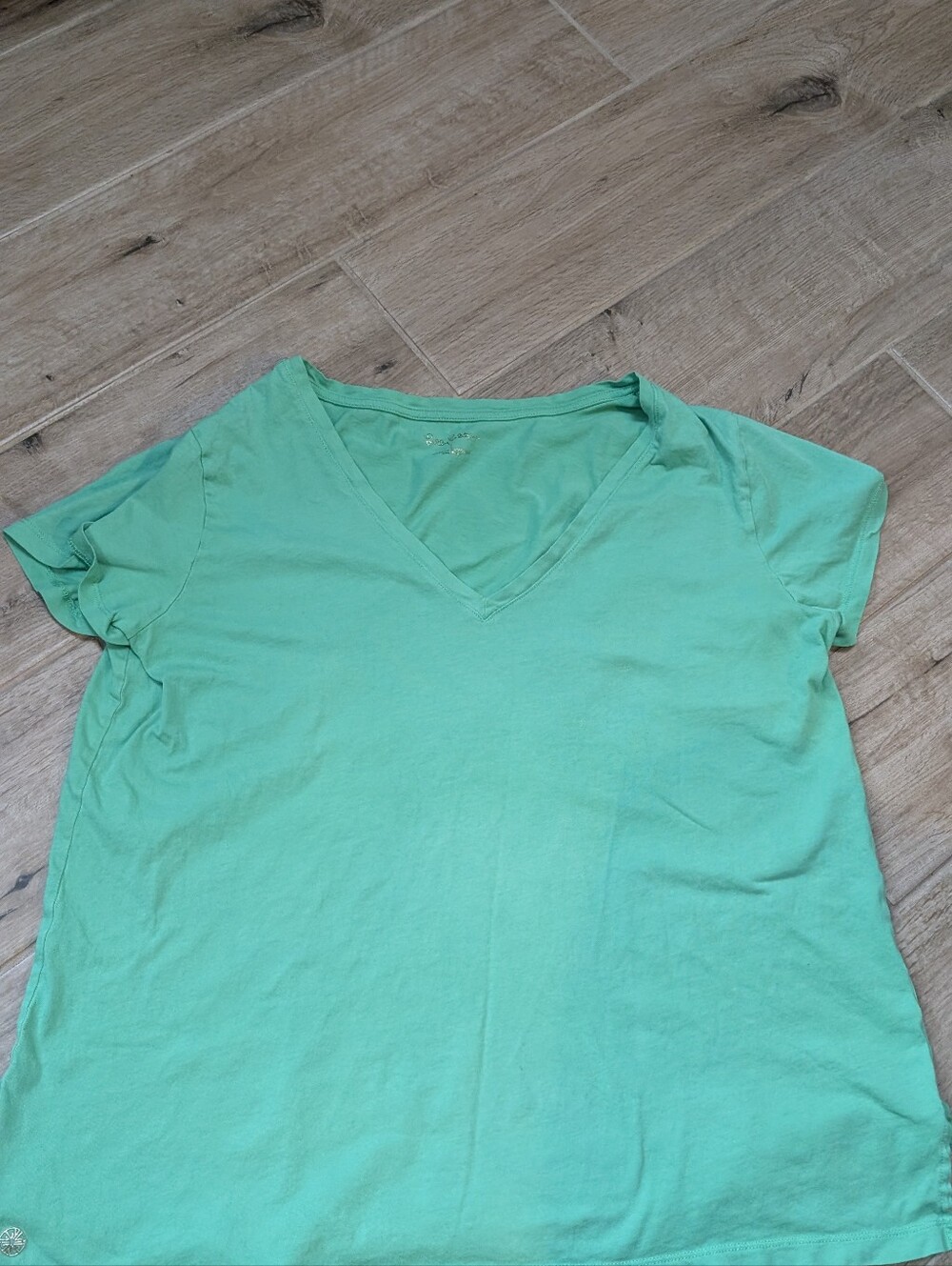Lilly Pulitzer Women's V-Neck Tee - Mint Green